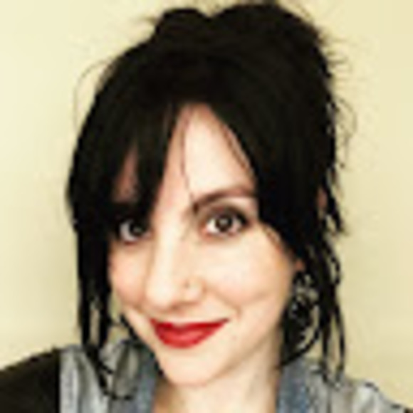 Meet your Posher, Raven - Picture 2 of 2